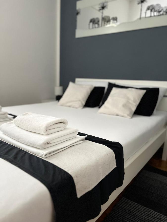 נובליה Apartments Loncar-Near Zrce Beach מראה חיצוני תמונה