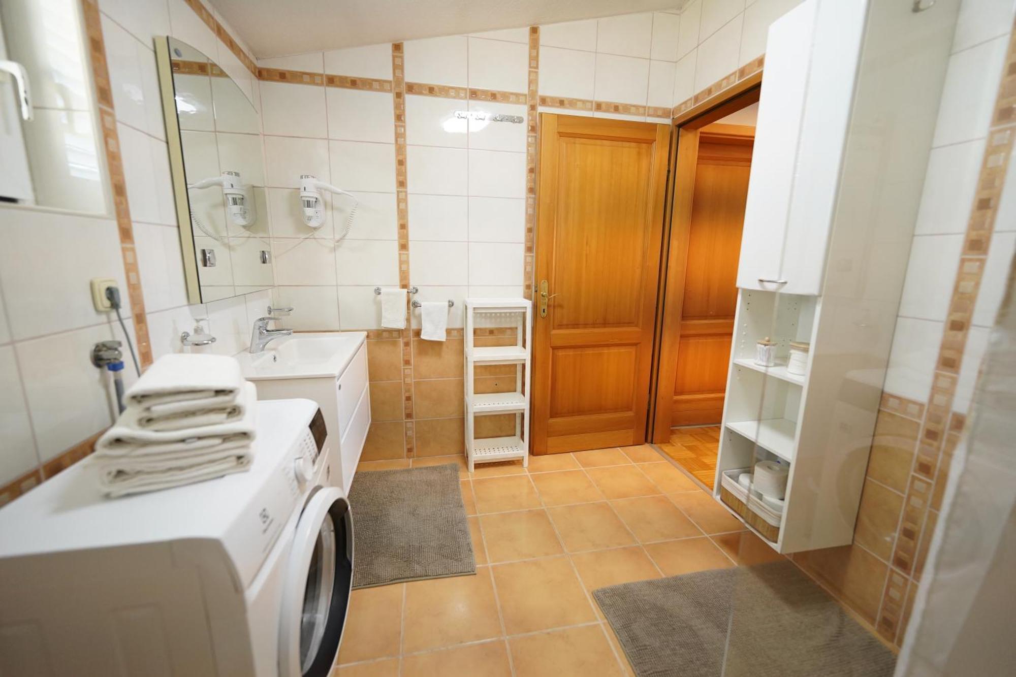 נובליה Apartments Loncar-Near Zrce Beach מראה חיצוני תמונה