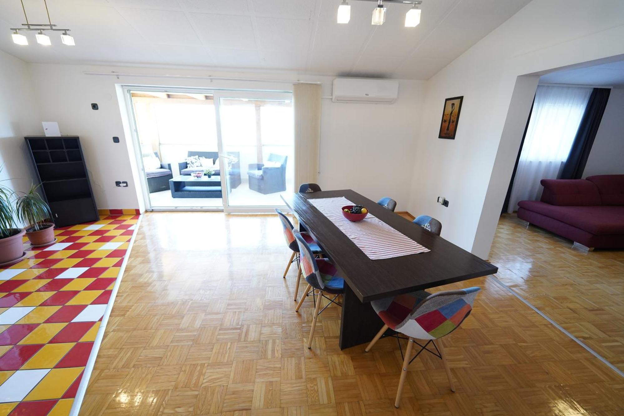 נובליה Apartments Loncar-Near Zrce Beach מראה חיצוני תמונה